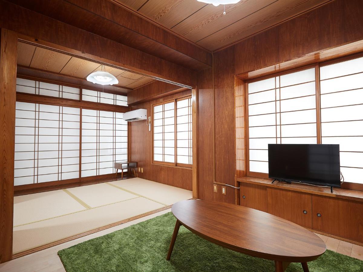 Guest House II Rokumarukan Naha Exterior photo